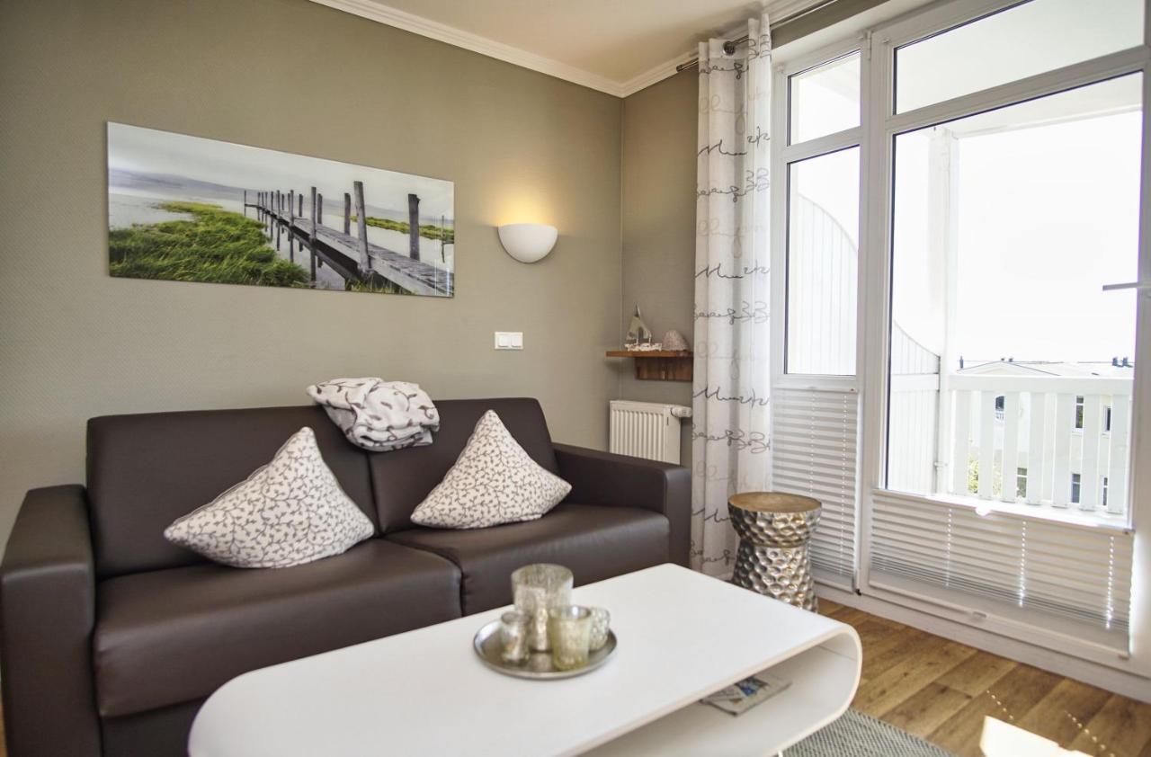 גוהרן Mit Meerblick Und Balkon, Gratis Nutzung Vom Ahoi Erlebnisbad Und Sauna In Sellin - Meeresblick Fewo 25 מראה חיצוני תמונה